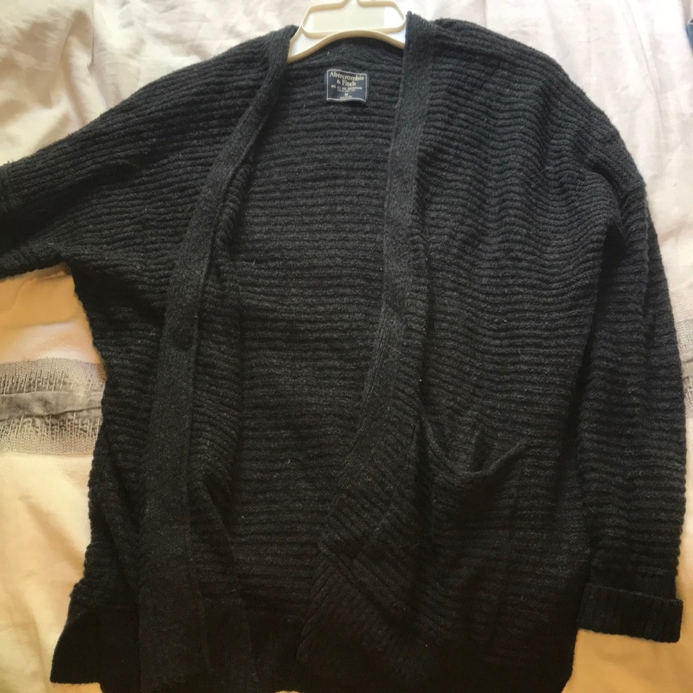 Cardigan with pockets